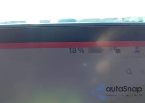 2022 Tesla Model Y Performance Dual Motor All-Wheel Drive z USA, uszkodzony, nr VIN 7SAYGDEF5NF404605